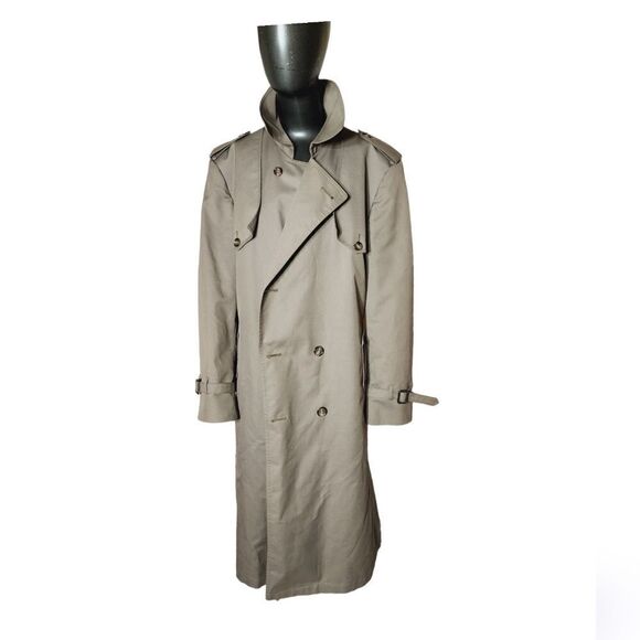 Christain Dior   - Picture 6 of 16